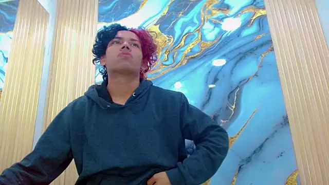 DaviidBuckx  online show from April 8, 2:35 am