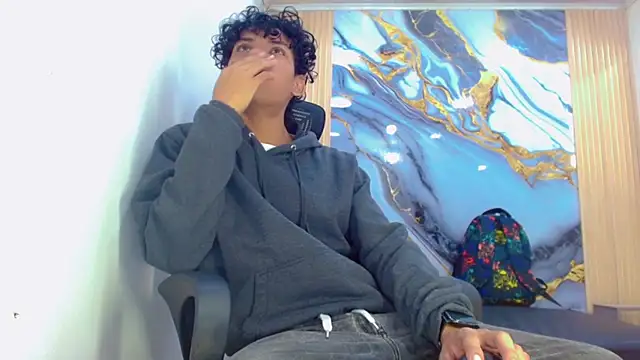 DaviidBuckx  online show from February 22, 2:03 am