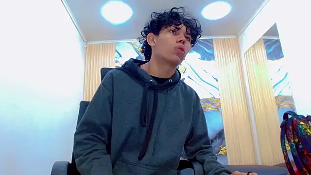 DaviidBuckx  online show from February 18, 2:09 am