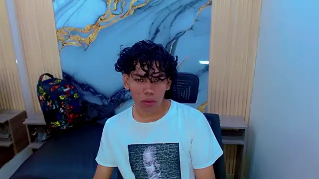 DaviidBuckx  online show from March 13, 2:38 am