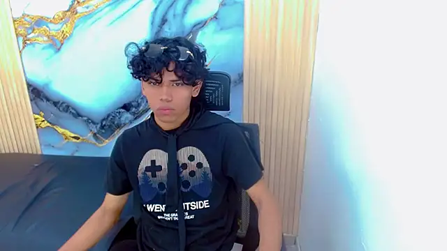 DaviidBuckx  online show from March 29, 2:02 am