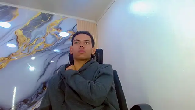 DaviidBuckx  online show from March 20, 2:12 am