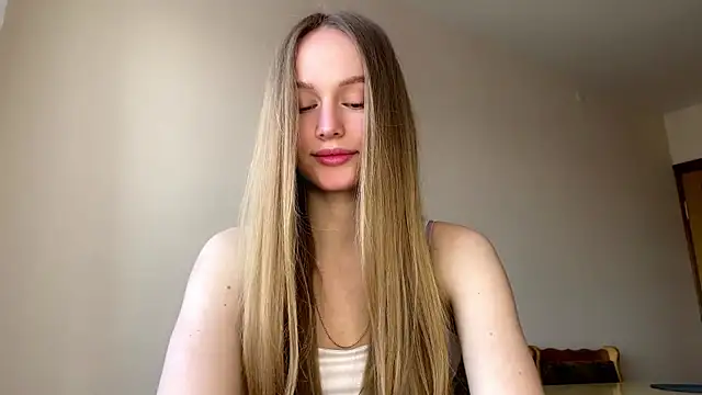 Viktoria Vibes online show from March 18, 3:03 pm