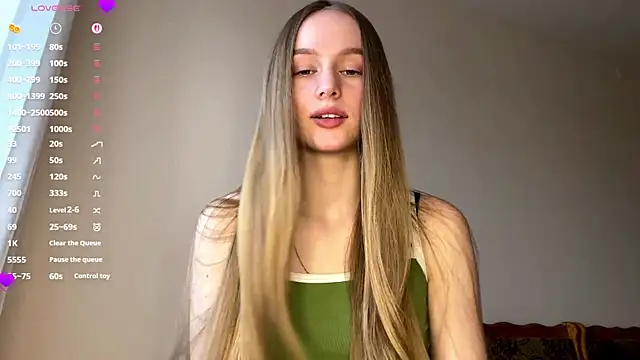 Viktoria Vibes online show from March 4, 3:09 pm