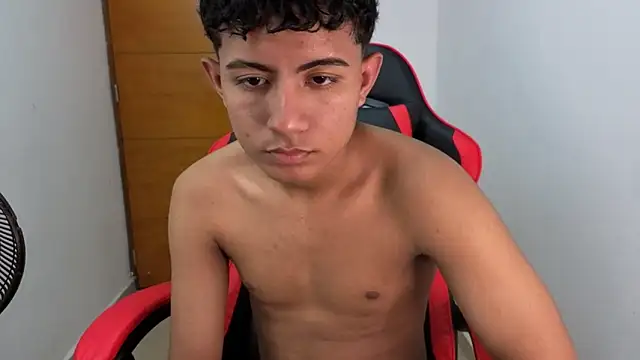 alluringangel22 online show from February 10, 1:48 am