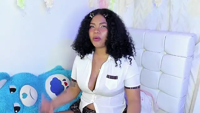 Angel Belll online show from June 8, 1:28 am