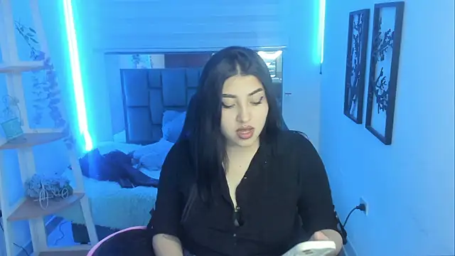 bloom winxx online show from February 10, 2:43 am