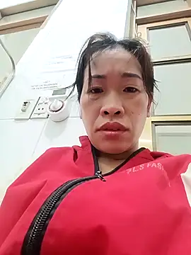 Snapshot of aki_xzx chatting on February 25, 12:55 am aki xzx online show from February 25, 12:55 am