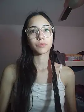 isaaabelaaa online show from April 10, 11:50 am