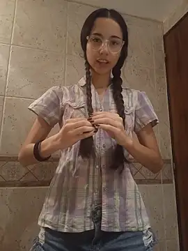 isaaabelaaa online show from February 13, 11:10 am