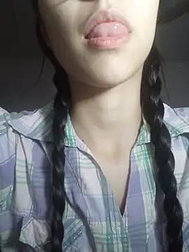 isaaabelaaa online show from March 25, 9:57 pm