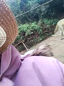 Yiyoongg online show from March 19, 1:05 am