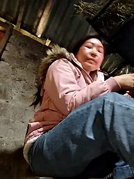 Yiyoongg online show from March 18, 2:58 am