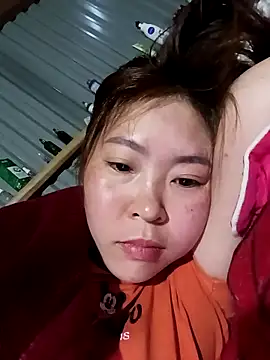 Yiyoongg online show from March 31, 11:18 pm