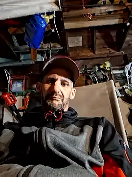 Chase3647 online show from April 18, 3:20 am