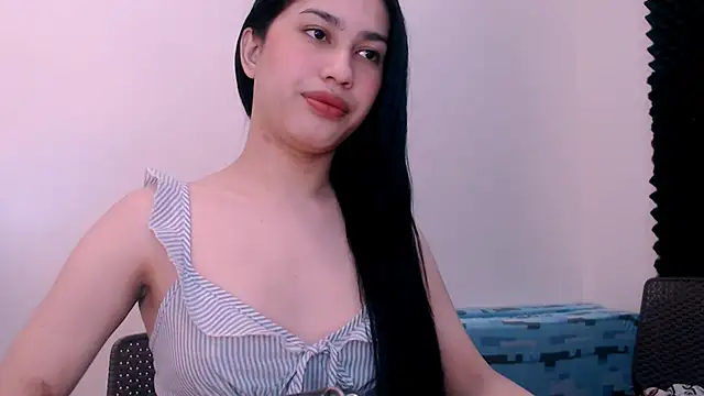 Snapshot of goddess_athena69 chatting on June 6, 3:39 pm goddess athena69 online show from June 6, 3:39 pm