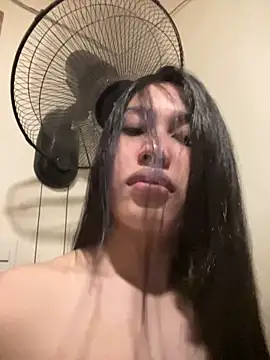 Snapshot of goddess_athena69 chatting on June 4, 2:00 pm goddess athena69 online show from June 4, 2:00 pm