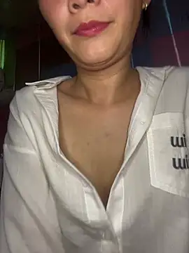 Snapshot of Lucky-baby077 chatting on February 28, 10:15 am Lucky-baby077 online show from February 28, 10:15 am