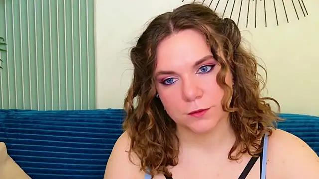 Teona Owenss online show from March 19, 8:20 pm