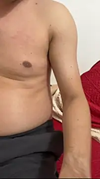 huyenzz online show from March 15, 6:31 am