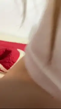 huyenzz online show from April 1, 2:25 pm