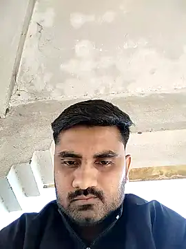 loyalboy 0052 online show from February 8, 9:18 am