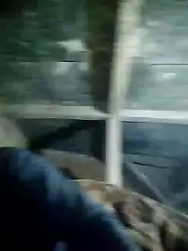Snapshot of Loomaraj chatting on April 18, 7:07 pm Loomaraj online show from April 18, 7:07 pm