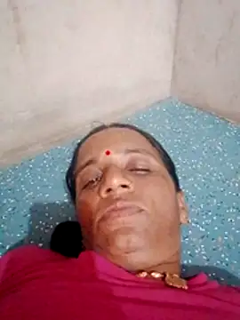 Snapshot of Anitarakkoli chatting on June 19, 7:14 am Anitarakkoli online show from June 19, 7:14 am