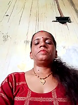Snapshot of Anitarakkoli chatting on May 20, 4:42 am Anitarakkoli online show from May 20, 4:42 am