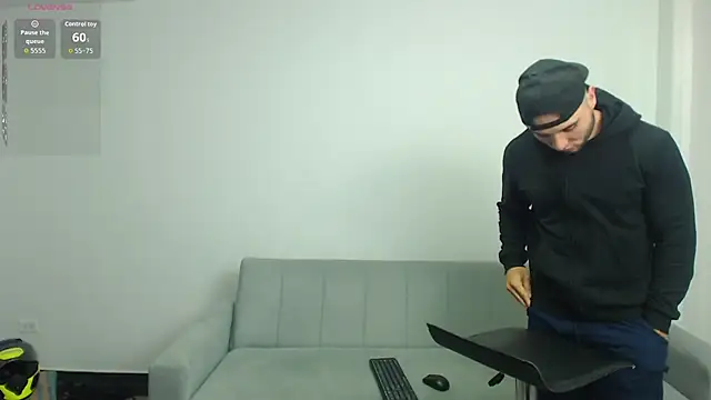 jhustin marcius online show from March 4, 8:38 pm