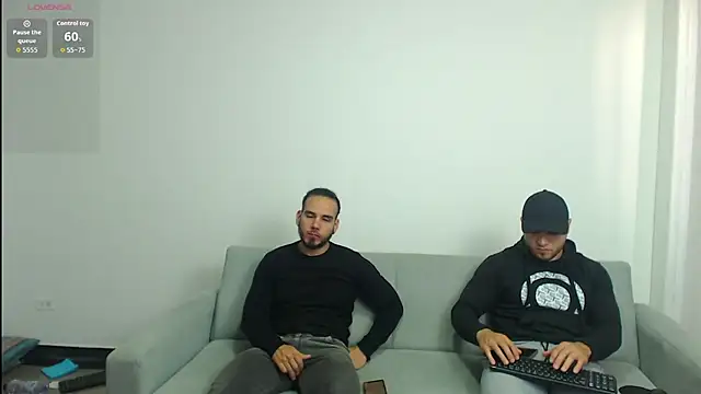 jhustin marcius online show from April 16, 8:42 pm