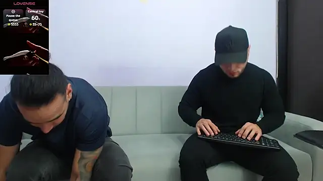 jhustin marcius online show from December 17, 10:04 pm