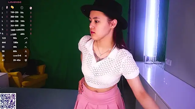 VerlieChahal online show from April 3, 9:54 pm