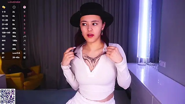 VerlieChahal online show from March 28, 8:32 pm