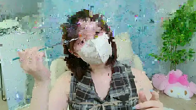 Snapshot of Saki_chanF chatting on July 3, 8:43 am Saki chanF online show from July 3, 8:43 am