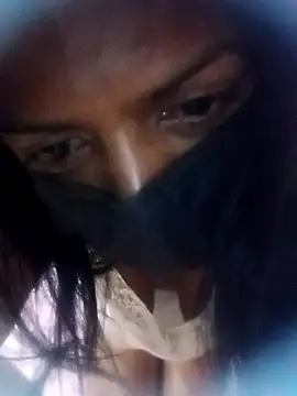 Malee S online show from April 19, 4:41 pm