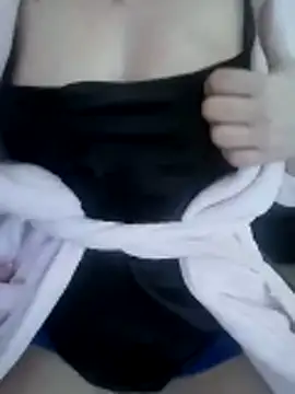 AkuManis online show from February 21, 1:02 pm