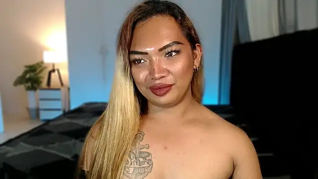 Snapshot of Ur_Sexybuttercup69 chatting on March 2, 7:59 am Ur Sexybuttercup69 online show from March 2, 7:59 am