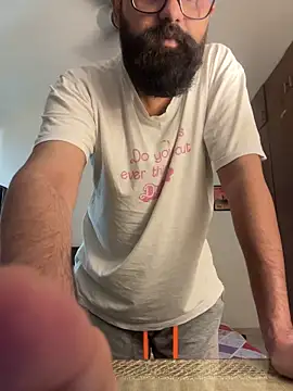 beerboy2222 online show from June 21, 9:37 am