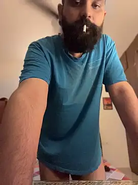 beerboy2222 online show from June 19, 6:36 pm