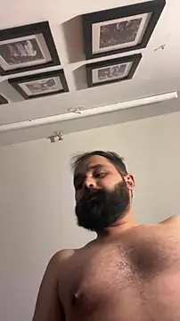 beerboy2222 online show from April 20, 5:14 pm