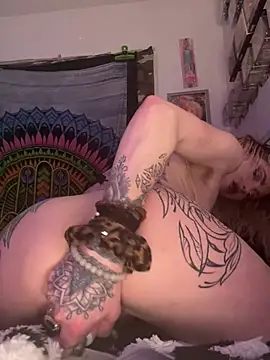 XXX2Freaks online show from April 22, 4:08 am
