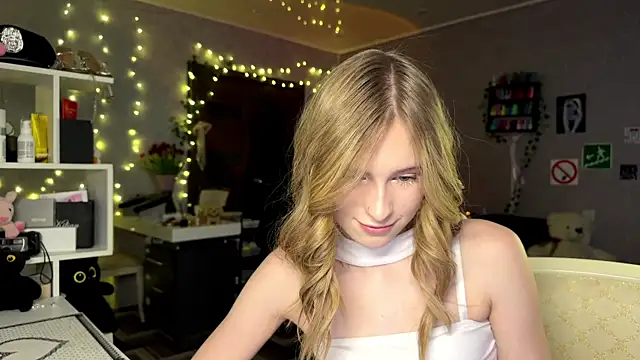 amily sunray online show from March 25, 3:11 pm