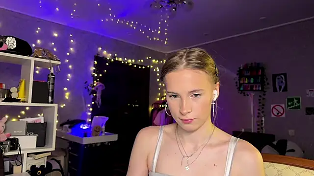 amily sunray online show from April 15, 2:43 pm