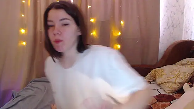 AdelMauds online show from March 26, 9:29 am