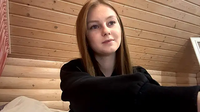 TessSamul online show from April 2, 7:09 pm
