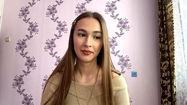 LacieHelaire online show from February 28, 7:08 am