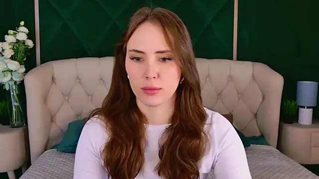 Arielle Vade online show from March 29, 5:20 am