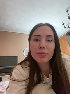 Arielle Vade online show from March 22, 6:42 pm