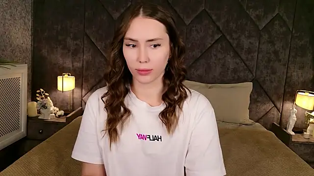 Snapshot of Arielle_Vade chatting on June 28, 5:25 am Arielle Vade online show from June 28, 5:25 am